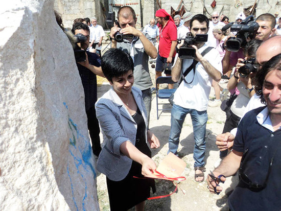 Нарине Агабалян - министр культуры и по делам молодёжи НКР (моё прошлогоднее фото).