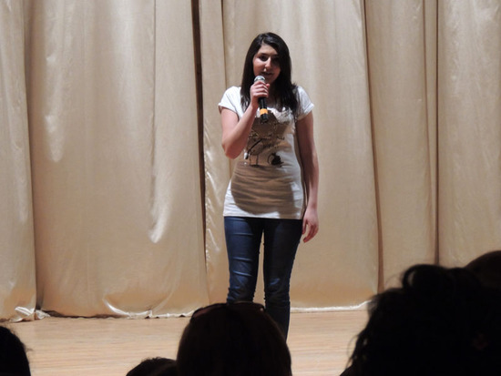 Ведущая Шогер &ndash; студентка университета Нарекаци.