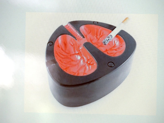 Кадр из фильма о вредных привычках. Кадр из фильма о вредных привычках.