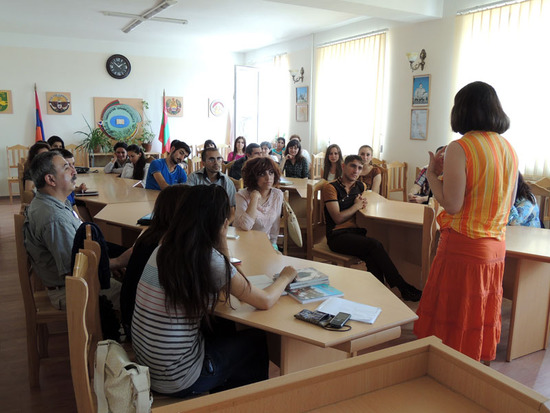 Первый день лекции о введении в гендерное исследование. Первый день лекции о введении в гендерное исследование.