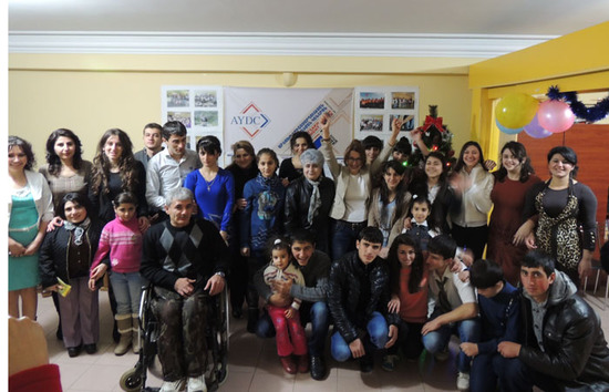 Перед выступлением детей. Перед выступлением детей.