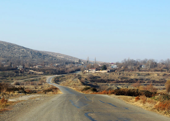 Подъезжаем к с. Нор Марага... Подъезжаем к с. Нор Марага...