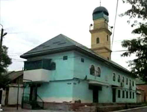 Мечеть в Хасавюрте. Дагестан. Фото http://www.islamrf.ru
Мечеть в Хасавюрте. Дагестан. Фото http://www.islamrf.ru