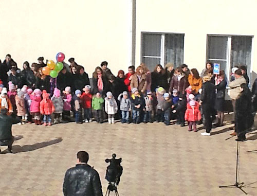 Детский сад на 100 мест открылся в Черкесске. 1 марта 2013 г. Фото Аси Капаевой для "Кавказского узла" Детский сад на 100 мест открылся в Черкесске. 1 марта 2013 г. Фото Аси Капаевой для "Кавказского узла"
