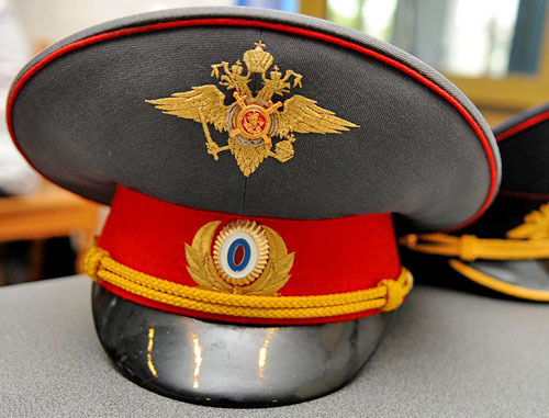 Полицейская фуражка. Фото http://www.yuga.ru/ Полицейская фуражка. Фото http://www.yuga.ru/