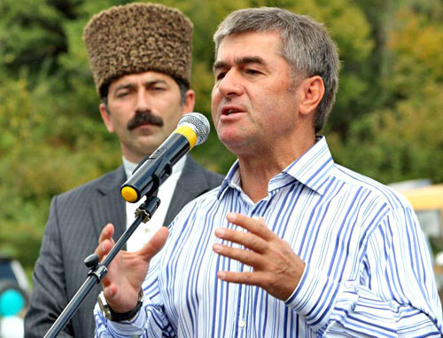 Мугдин Чермит. Фото: Анзор Нибо, http://www.aheku.org/ Мугдин Чермит. Фото: Анзор Нибо, http://www.aheku.org/