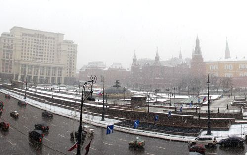 Вид на Манежную площадь. Москва. Фото: Ivtorov, http://commons.wikimedia.org/ Вид на Манежную площадь. Москва. Фото: Ivtorov, http://commons.wikimedia.org/
