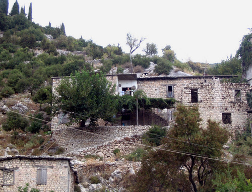 Традиционный армянский дом в Кесабе, Сирия, 2007 г. Фото: Bolsetsi, http://commons.wikimedia.org Традиционный армянский дом в Кесабе, Сирия, 2007 г. Фото: Bolsetsi, http://commons.wikimedia.org