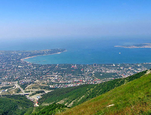 Вид на Геленджикскую бухту. Фото: Vihljun http://commons.wikimedia.org/ Вид на Геленджикскую бухту. Фото: Vihljun http://commons.wikimedia.org/