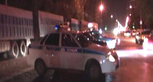 На месте убийства Ризвана Алиева. Махачкала, 3 июля 2014 г. Фото http://nac.gov.ru/
На месте убийства Ризвана Алиева. Махачкала, 3 июля 2014 г. Фото http://nac.gov.ru/