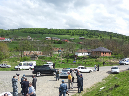 Село Яндаре Назрановского района Ингушетии. Май 2014 г. Фото пресс-службы МВД Ингушетии, 06.mvd.ru Село Яндаре Назрановского района Ингушетии. Май 2014 г. Фото пресс-службы МВД Ингушетии, 06.mvd.ru