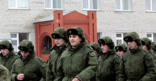 Чеченские новобранцы. Фото: Муса Сайдулаев http://grozny-inform.ru/ Чеченские новобранцы. Фото: Муса Сайдулаев http://grozny-inform.ru/