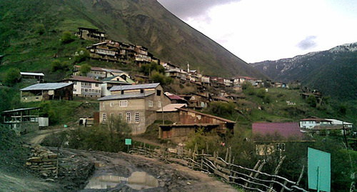 Дорога в Цунтинском районе Дагестана. Фото: http://www.odnoselchane.ru/?page=photos_of_category§=1403&com=photogallery Дорога в Цунтинском районе Дагестана. Фото: http://www.odnoselchane.ru/?page=photos_of_category§=1403&com=photogallery