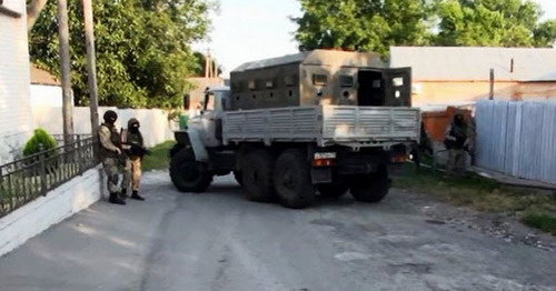 Спецоперация в Насыр-Кортовском округе Назрани. 25 июня 2015 г. Фото http://nac.gov.ru/