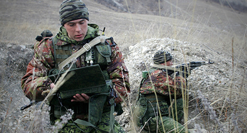 Разведчики горной бригады ЮВО на полигоне в Адыгее. Фото: http://function.mil.ru/news_page/country/more.htm?id=12072375@egNews Разведчики горной бригады ЮВО на полигоне в Адыгее. Фото: http://function.mil.ru/news_page/country/more.htm?id=12072375@egNews