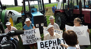 Фермеры Кубани на митинге во время тракторного марша в Москву. Фото: https://twitter.com/melnichenko_va