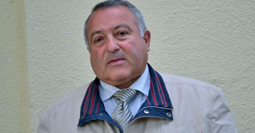 Директор автошколы Хачик Такмазян. Сочи, ноябрь 2016 г. Фото Светланы Кравченко для "Кавказского узла"