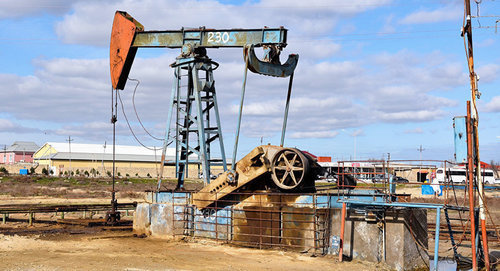 Нефтяная скважина © Sputnik / Murad Orujov
http://ru.sputnik.az/economy/20160415/404675525.html