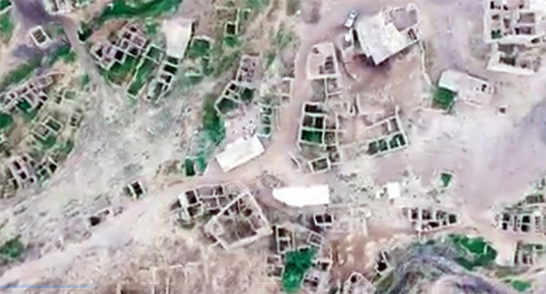 Вид заброшенной деревни сверху. Фото: Стоп-кадр трейлера документального  фильма "Заброшенные села Дагеставна" операторов Сулеймана Курбанмагомедова и Магомеда Штанчаева 