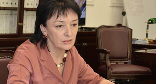  Лариса Каболова. Фото http://rso-a.ru/novosti-glavy/5088-vyacheslav-bitarov-obsudil-situatsiyu-na-rynke-truda-s-larisoj-kabolovoj