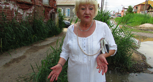 Нина Тищенко живет на улице Каховского 30 лет. По ее словам это была самая живописная улица в Астрахани