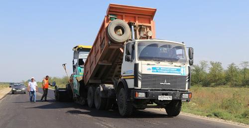 Реконструкция дороги Серноводск - Грозный. Фото http://minavtodorchr.ru/top-news/1685-rekonstruktsiya-avtodorogi-sernovodsk-groznyj