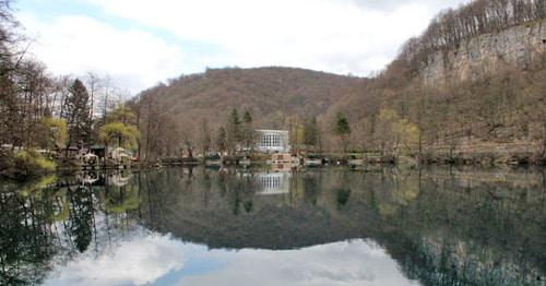 Нижнее Голубое озеро. КБР. Фото Анны Черныш для "Кавказского узла"