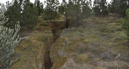 Оползневая зона в Баку. Фото  Sputnik / Irade CELIL
https://ru.sputnik.az/incidents/20180125/413759615/opolznevaja-zona-bajyl-zhilcov-jevakuirovali-.html