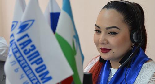 Сотрудница  "Газпром Межрегионгаз Нальчик". Фото http://www.mrgkbr.ru/tag/call/feed/