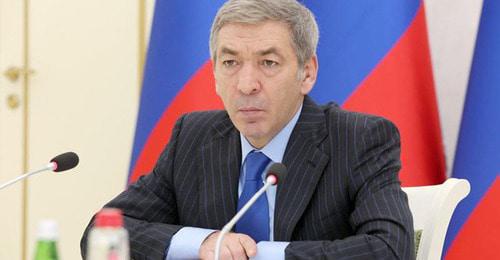 Абдусамад Гамидов. Фото: Пресс-служба администрации Махачкалы www.mkala.ru Абдусамад Гамидов. Фото: Пресс-служба администрации Махачкалы www.mkala.ru