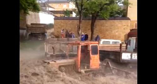 Подтопление в Левашинском  районе Дагестана Фото: кадр видео Мадинат Мавраева https://www.youtube.com/watch?time_continue=28&v=o_FSy6G0fQg
