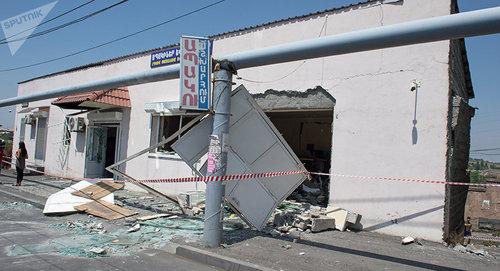 Последствия взрыва в стекольном цеху. Фото Sputnik / Asatur Yesayantys
https://ru.sputnik.az/world/20180725/416363559/erevan-vzryv-armenija-ceh-postradavshie.html Последствия взрыва в стекольном цеху. Фото Sputnik / Asatur Yesayantys
https://ru.sputnik.az/world/20180725/416363559/erevan-vzryv-armenija-ceh-postradavshie.html