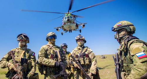 Бойцы спецназа, фото: пресс-служба Росгвардии. Юрий Мухин и Александр Колесников http://rosgvard.ru/ru/page/index/komandnoshtabnye-ucheniya-podrazdelenij-specialnogo-naznacheniya Бойцы спецназа, фото: пресс-служба Росгвардии. Юрий Мухин и Александр Колесников http://rosgvard.ru/ru/page/index/komandnoshtabnye-ucheniya-podrazdelenij-specialnogo-naznacheniya