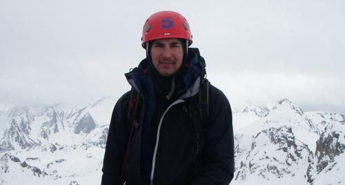 Погибший в Северной Осетии сотрудник Ставропольского ПСО Эдуард Скрипник. Фото: пресс-служба ГУ МЧС России по Ставропольскому краю http://26.mchs.gov.ru/ Погибший в Северной Осетии сотрудник Ставропольского ПСО Эдуард Скрипник. Фото: пресс-служба ГУ МЧС России по Ставропольскому краю http://26.mchs.gov.ru/