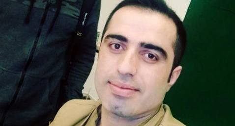 Азер Казымзаде. Фото с личной страницы Азера Казымзаде https://www.facebook.com/azer.kazimzade.5/photos?lst=100003790534850%3A100003092692378%3A1537445978&source_ref=pb_friends_tl Азер Казымзаде. Фото с личной страницы Азера Казымзаде https://www.facebook.com/azer.kazimzade.5/photos?lst=100003790534850%3A100003092692378%3A1537445978&source_ref=pb_friends_tl