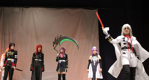 Участники аниме-фестиваля в Махачкале в 2016 году. Кадр видео "Аниме-фестиваль AniDag 2016" https://www.youtube.com/watch?v=4pEOVTG1fmc