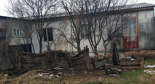 Барак на Фабричной улице в Назрани. Апрель 2019 года. Фото Татьяны Гантимуровой для "Кавказского узла"