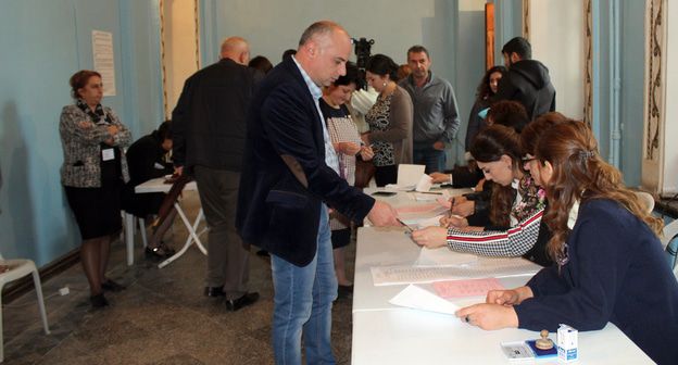 Избиратели на участке в Нагорном Карабахе. Фото Алвард Григорян для "Кавказского узла".