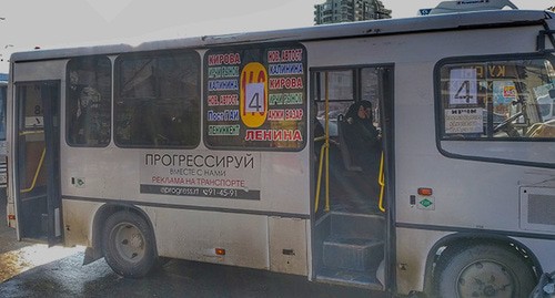 Маршрутка в Махачкале. Фото Ильяса Капиева для "Кавказского узла" Маршрутка в Махачкале. Фото Ильяса Капиева для "Кавказского узла"