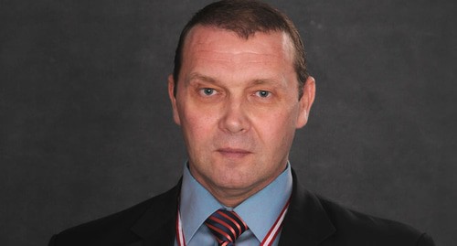 депутат Дмитрий Крылов. Фото Пресс-службы партии "Яблоко" http://volgograd.yabloko.ru/elections/index.phtml?id=2899 депутат Дмитрий Крылов. Фото Пресс-службы партии "Яблоко" http://volgograd.yabloko.ru/elections/index.phtml?id=2899