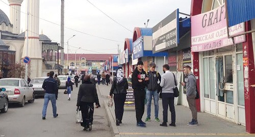 На рынке "Беркат". Грозный. 24 марта 2015 года. Фото Ахмеда Альдебирова для "Кавказского узла"