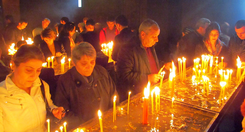 Богослужение Чрагалуйс в Армении. 5 января 2022 года. Фото Армине Мартиросян для "Кавказского узла".