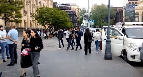 Центр Еревана, 22 апреля 2022 года. Стопкадр из видео https://www.youtube.com/watch?v=chimyCokjyo