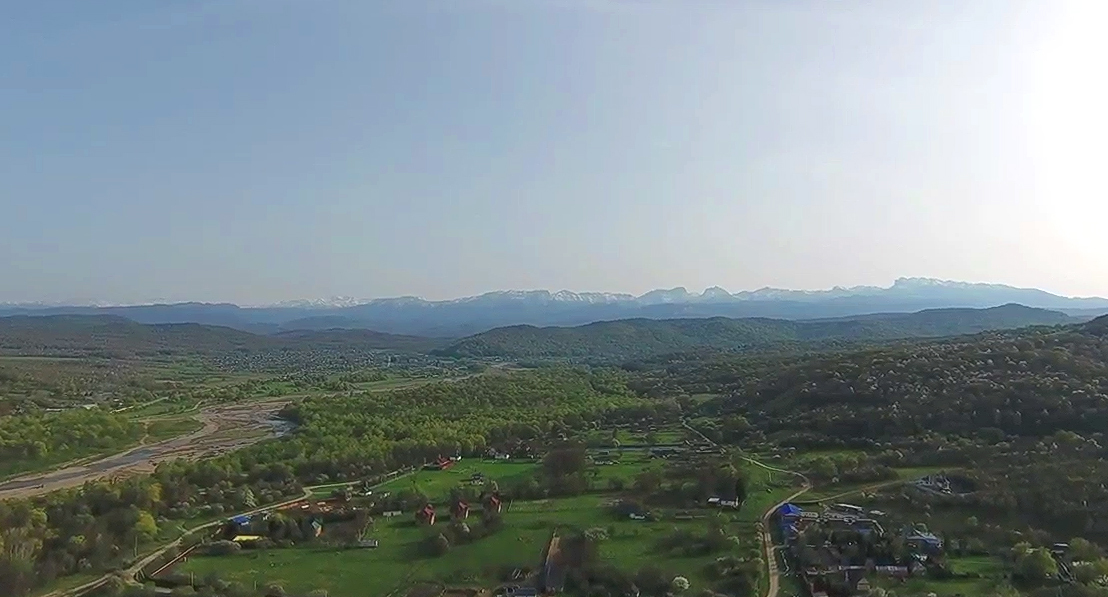 Окрестности  станицы Кизинка. Кадр видео  
GRANDPA ANDREY https://www.youtube.com/watch?v=7VH3zd7r09g&t=159s