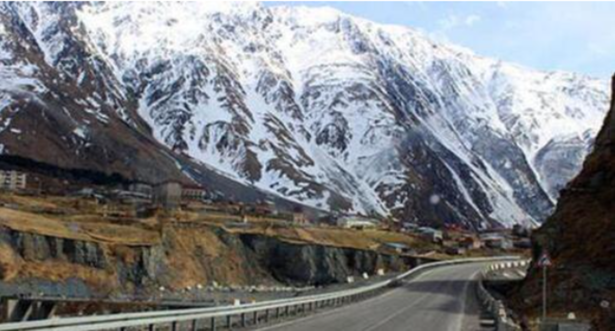 Участок Владикавказ – Верхний Ларс Военно-Грузинской дороги. Фото Инны Кукуджановой для "Кавказского узла"
