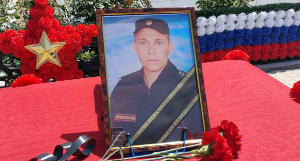  Александр Савенков. Фото 
Администрация МО "Икрянинский район" https://ok.ru/group/55794690752534/topic/154536071074582 