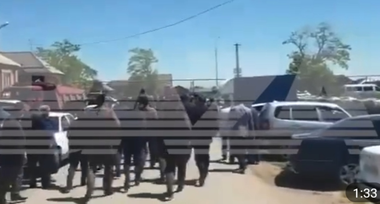 Похороны Адама Хамхоева. Кадр видео Telegram-канала Baza https://t.me/bazabazon/11715