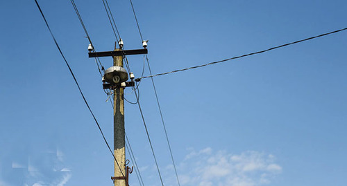 Электрический столб. Фото Елены Синеок, "Юга.ру"