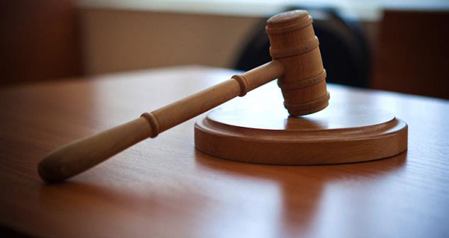 Судейский молоток. Фото: Федор Обмайкин / "Югополис" Судейский молоток. Фото: Федор Обмайкин / "Югополис"