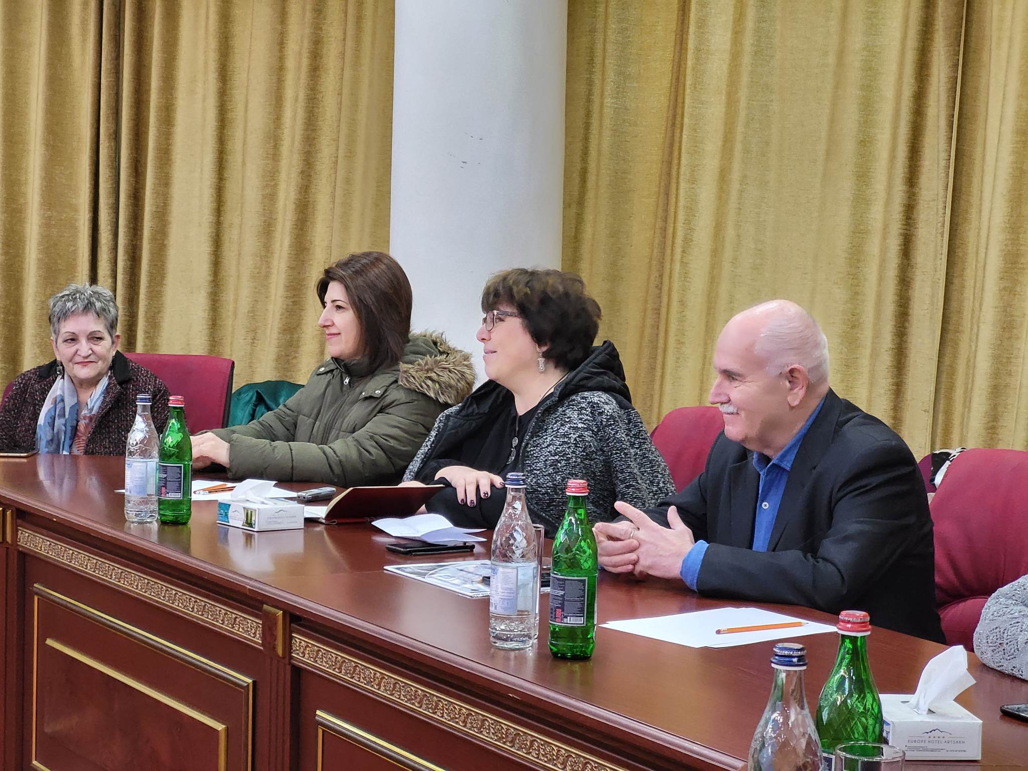 Презентация проекта «Гражданская журналистика для вынужденно перемещенных лиц» Степанакертского пресс-клуба. Степанакерт, Нагорный Карабах. 27 января 2023 год. Фото Алвард Григорян для "Кавказского узла" Презентация проекта «Гражданская журналистика для вынужденно перемещенных лиц» Степанакертского пресс-клуба. Степанакерт, Нагорный Карабах. 27 января 2023 год. Фото Алвард Григорян для "Кавказского узла"